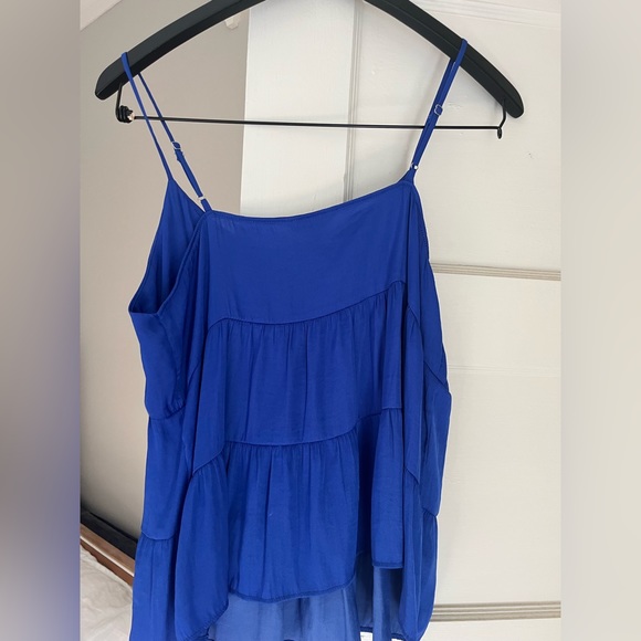 Pretty top - Picture 2 of 2